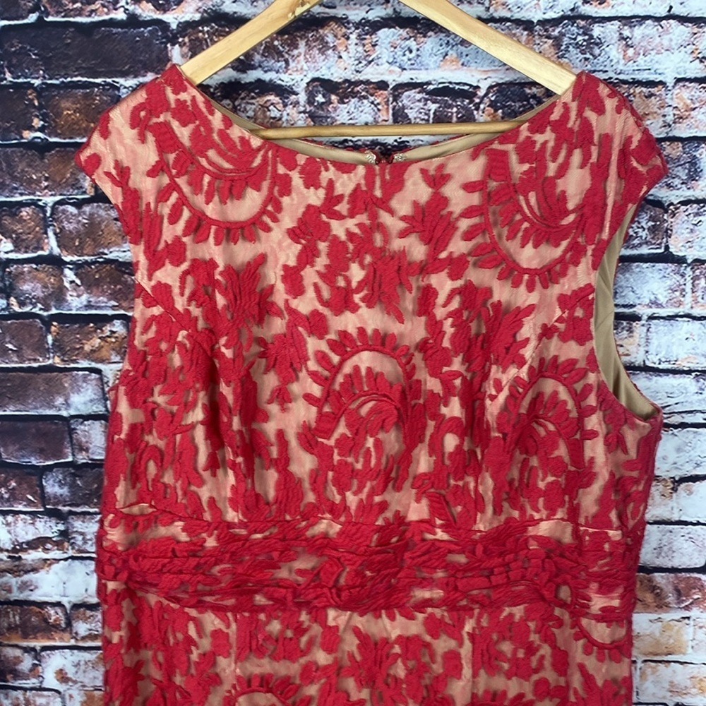 Adrianna Papell Red Lace Sheath Midi Dress - Picture 3 of 14